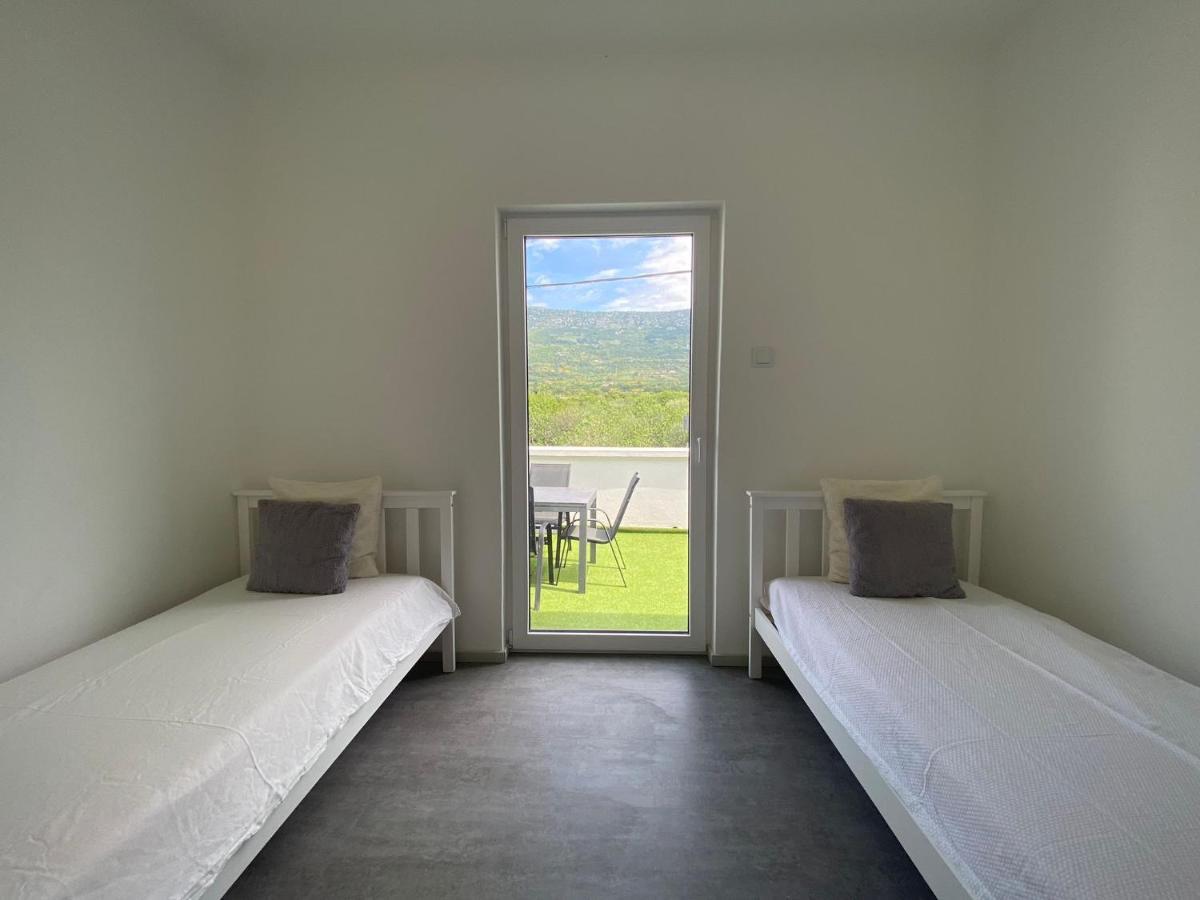 Apartment Milena Kastela Mit Whirlpool エクステリア 写真