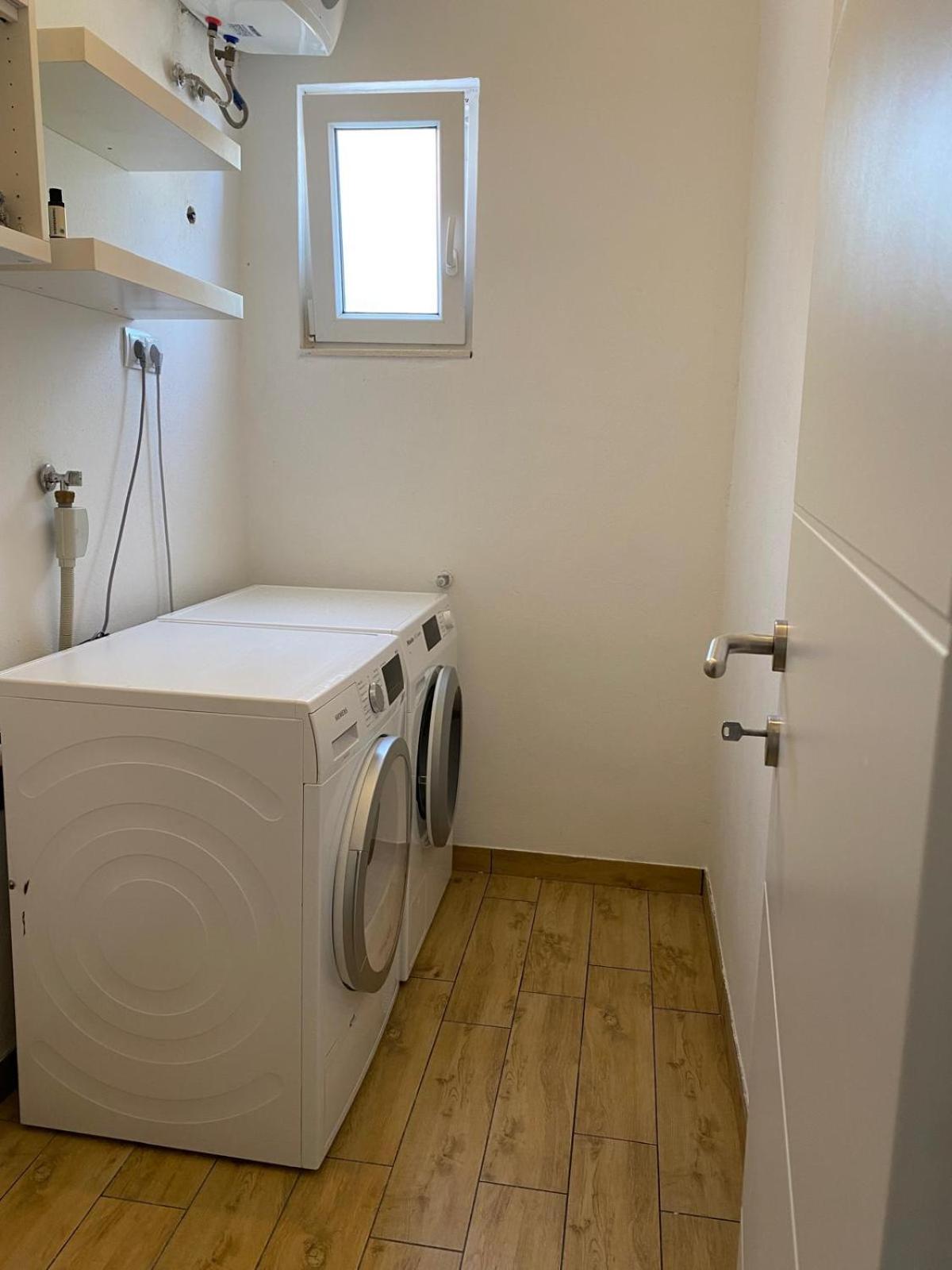 Apartment Milena Kastela Mit Whirlpool エクステリア 写真